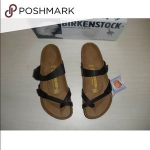 BRAND NEW MAYARI BIRKENSTOCK SIZE 38!! $25